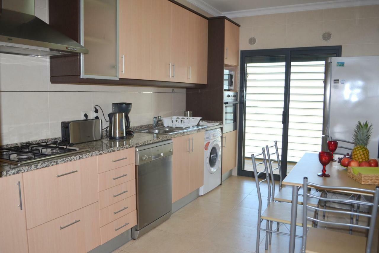 Marina Beach Apartment Lagos Exterior foto